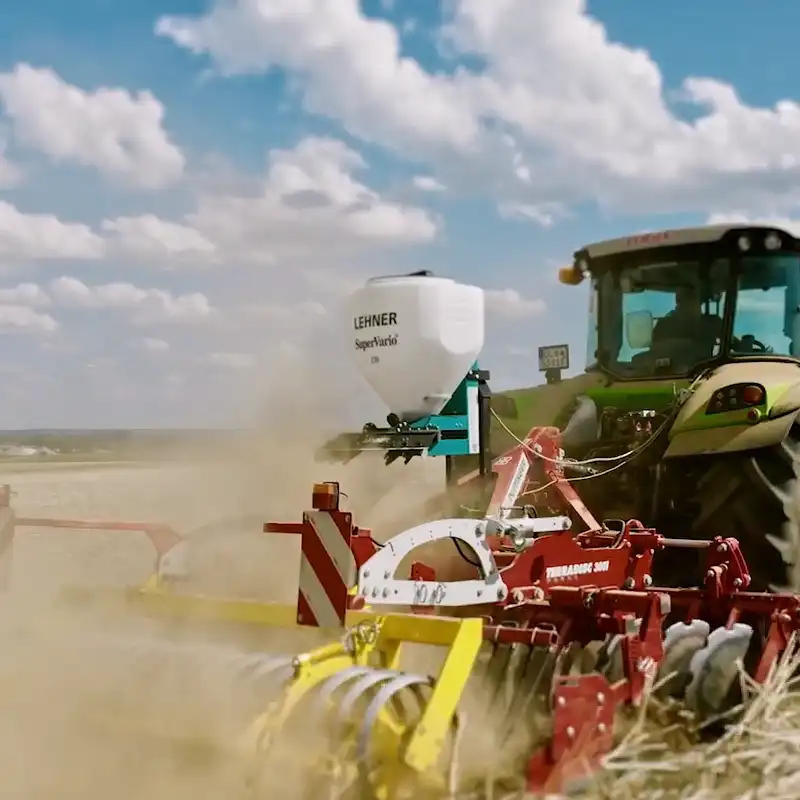 LEHNER 12 Volt-Streuer für Zwischenfrüchte und Grassaaten