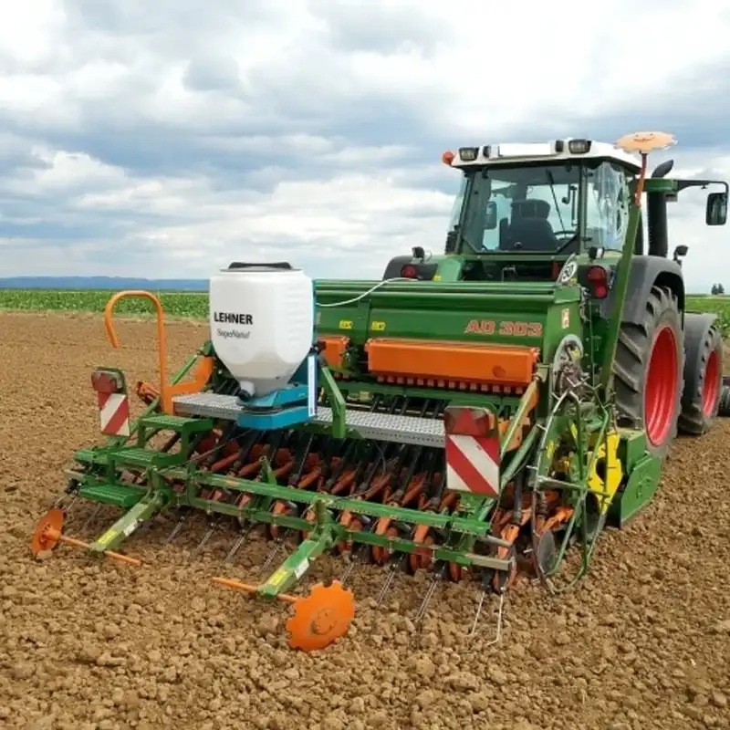 LEHNER 12 Volt-Streuer für Zwischenfrüchte und Grassaaten