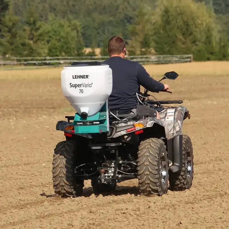 LEHNER 12 Volt-Streuer für Zwischenfrüchte und Grassaaten